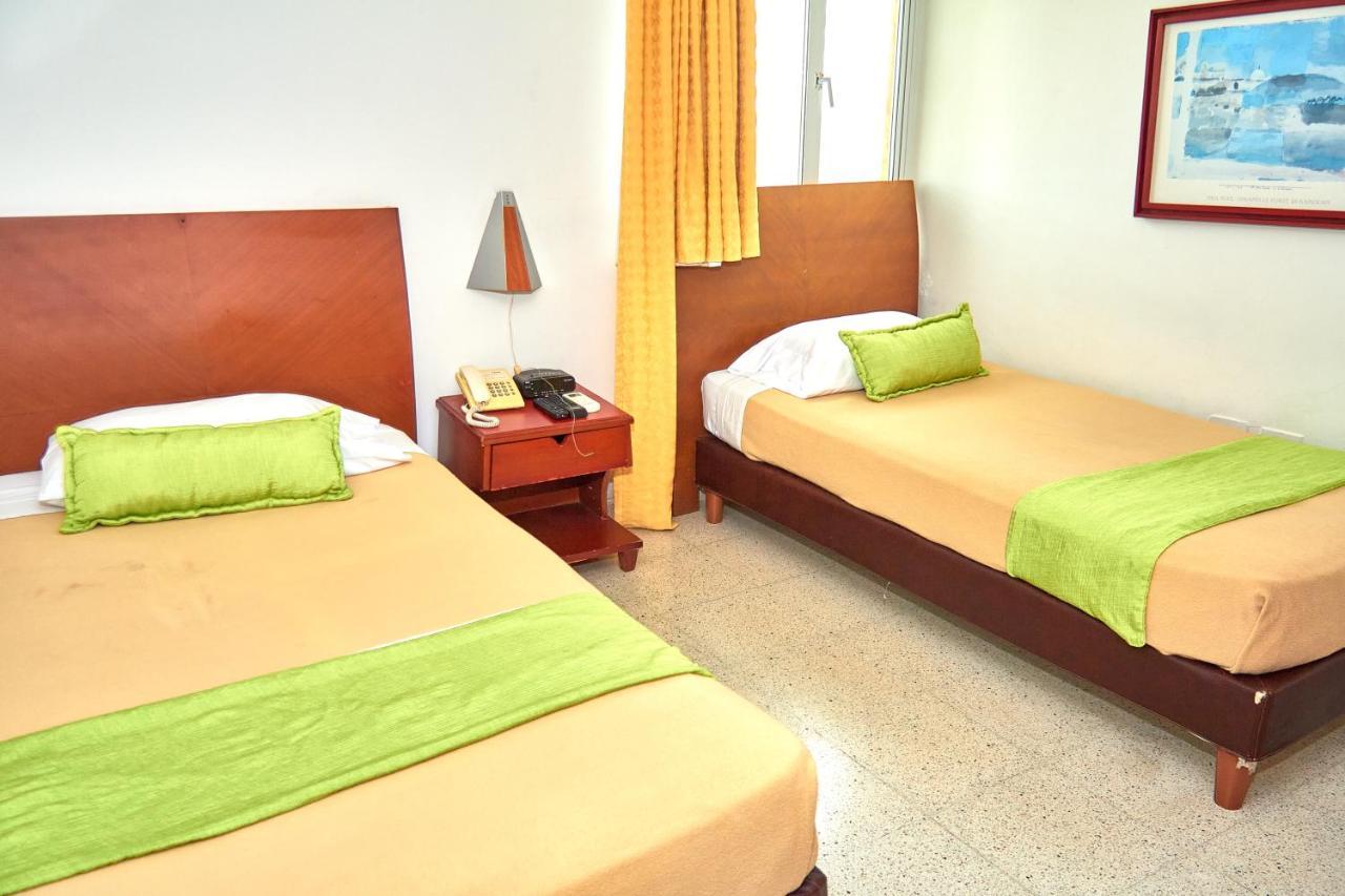Hotel Torre Del Prado Barranquilla  Bagian luar foto